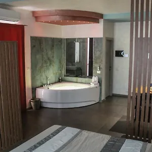 Apartment Garda Fantasy - Jacuzzi, Desenzano del Garda